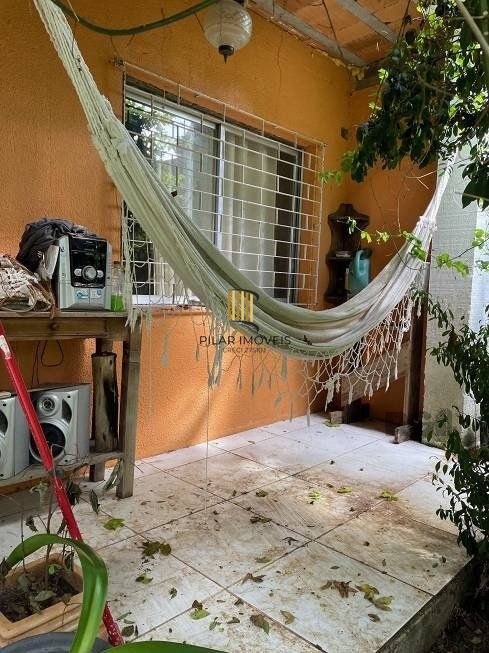 Casa 94m² - 2 dormitórios, 1 vaga no bairro Jardim Botânico