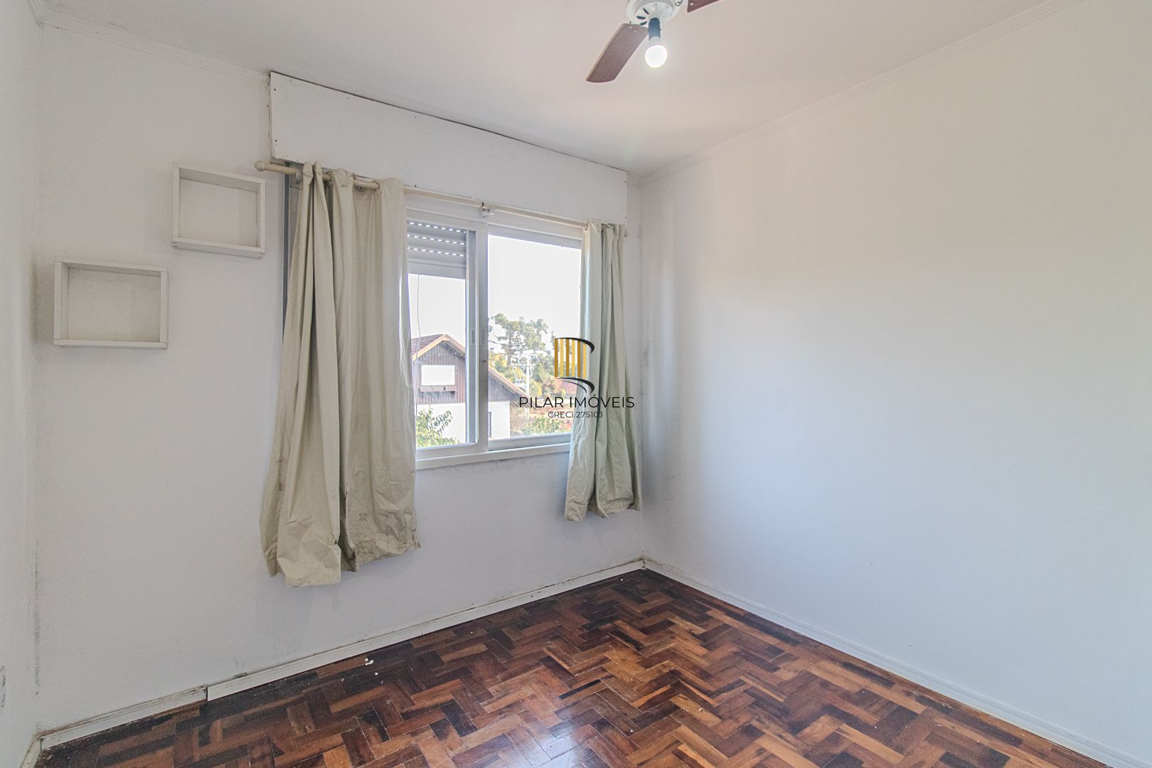 Apartamento de 03 dormitorios no bairro Teresopolis Porto Alegre-RS