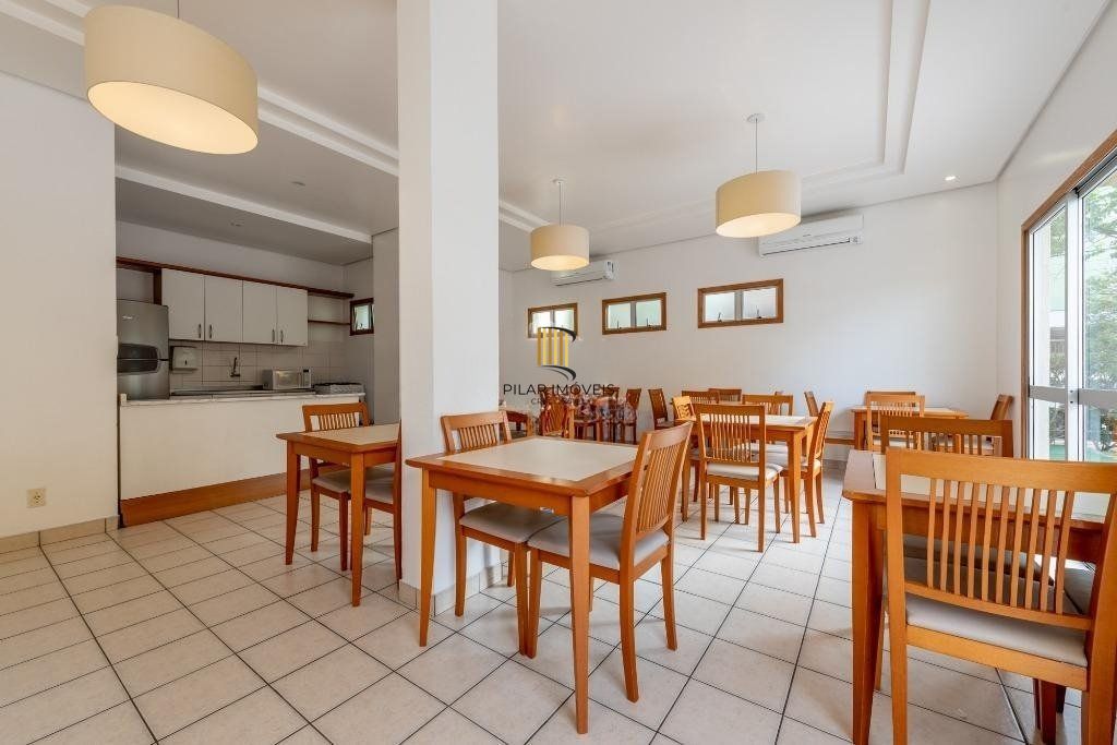 Apartamento de 3 dormitórios á venda no Bairro Jardim Do Salso, Porto Alegre