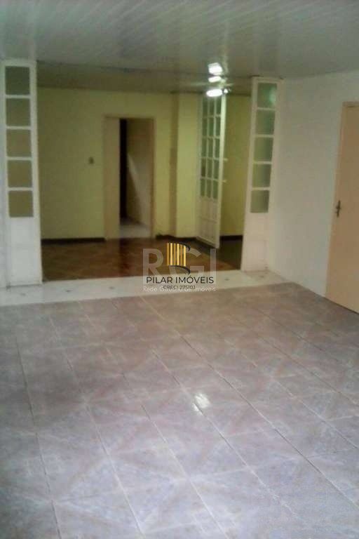 Sobrado 2 dormitórios no bairro Campo Novo