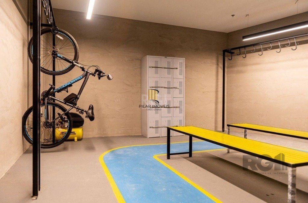 Apartamento 1 dor, 1 vaga coberta, localizado junto ao Bourbon Shopping Teresópolis.