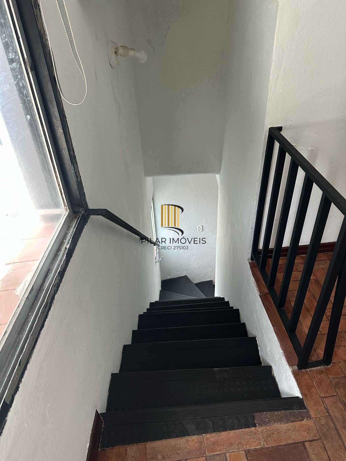 Casa 4 dorms à venda Rua Doutor Ney Cabral, Nonoai - Porto Alegre