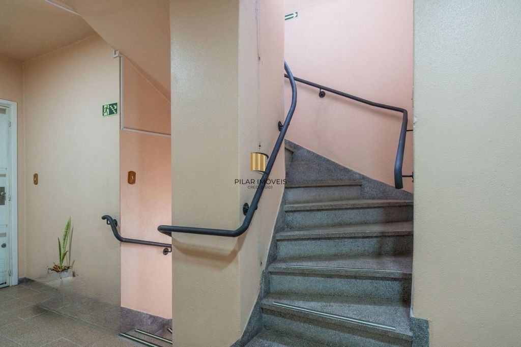 Cobertura 2 dorms à venda Rua Doutor Sebastião Leão, Azenha - Porto Alegre