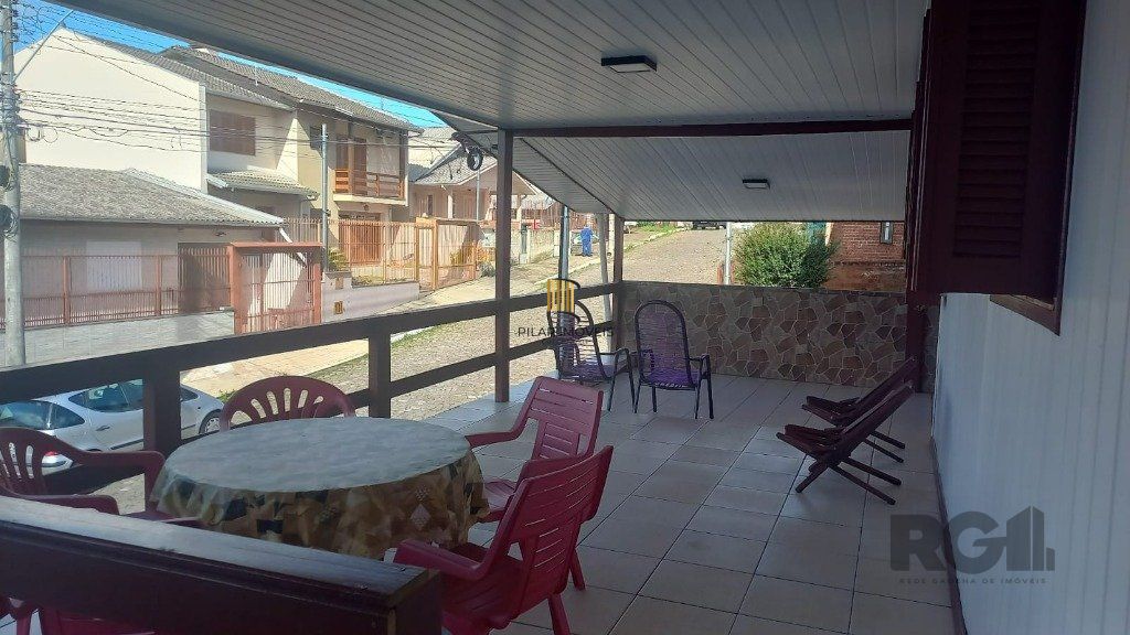Casa 3 Dormitório(s) Bairro Santa Corona