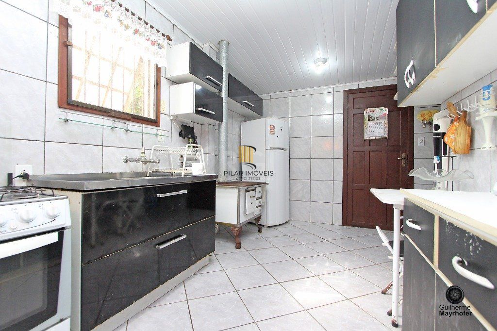 Casa para Venda - 150m², 2 dormitórios, 2 vagas - Nonoai