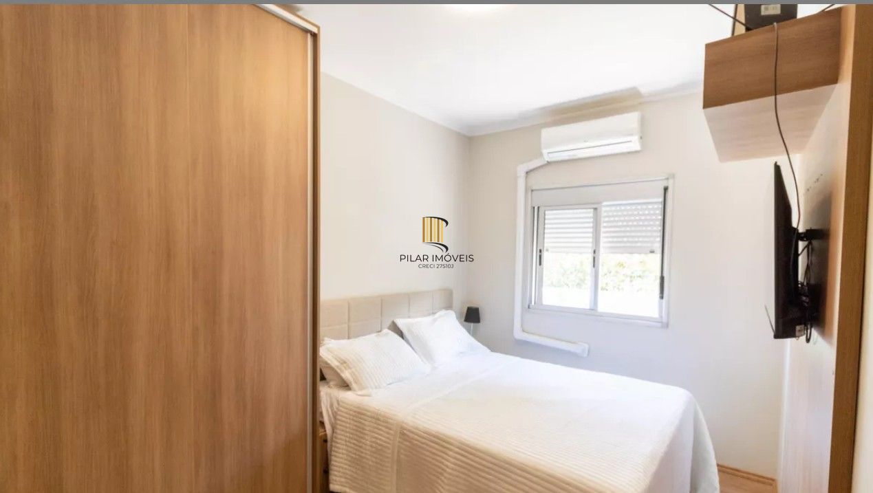 Apartamento de 2 dormitórios com 1 vaga de garagem escriturada, na Rua Dom Vital, Bairro Glória.