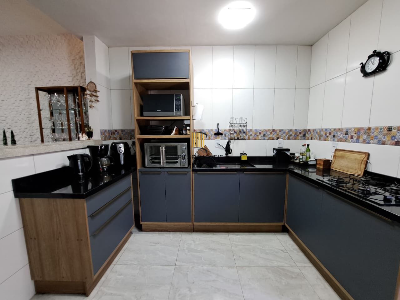 Casa com 04 dormitórios e piscina na praia de Imbé/ RS.