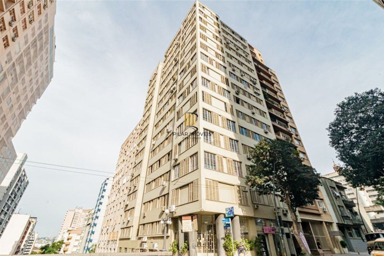 Apartamento de 2 dormitórios no Bairro Centro Histórico - Porto Alegre.