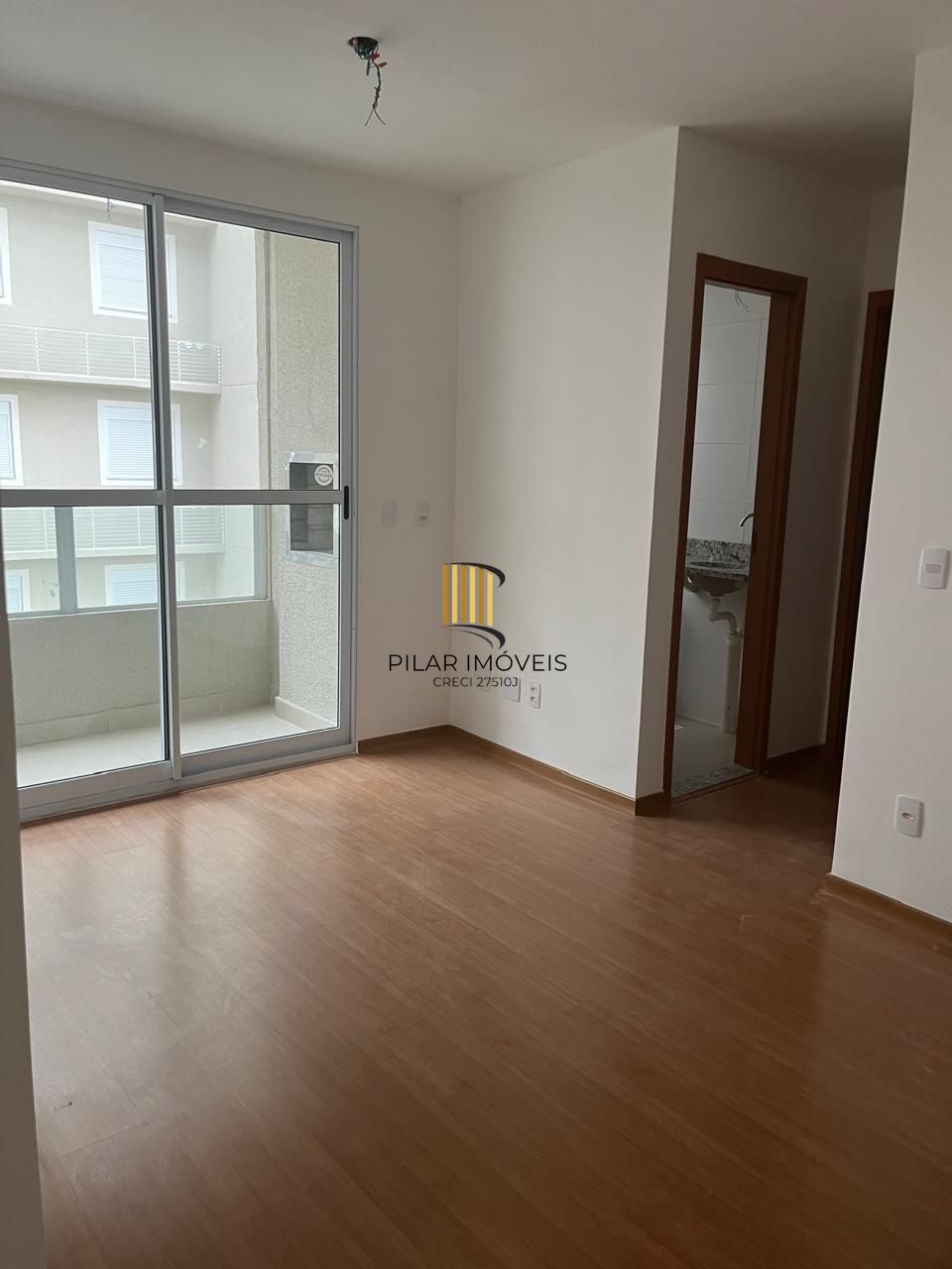Apartamento 2 dormitórios no bairro Camaquã