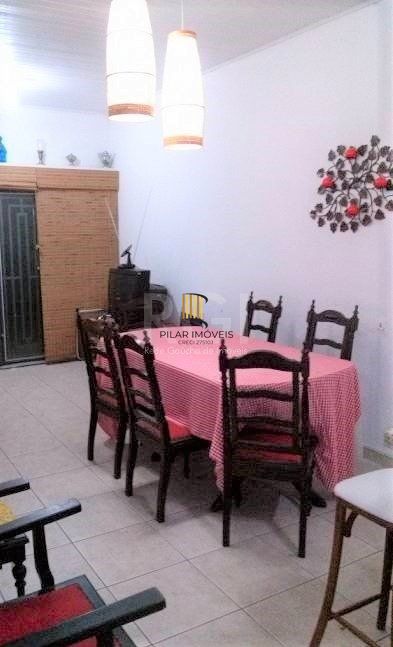 Casa para Venda - 159m², 3 dormitórios, 3 vagas - Menino Deus