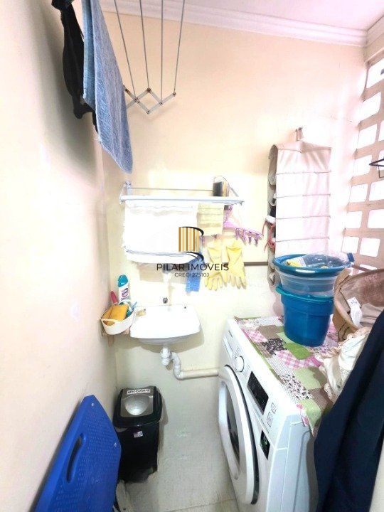 Apartamento de 1 dormitório á venda em Menino Deus, Porto Alegre.