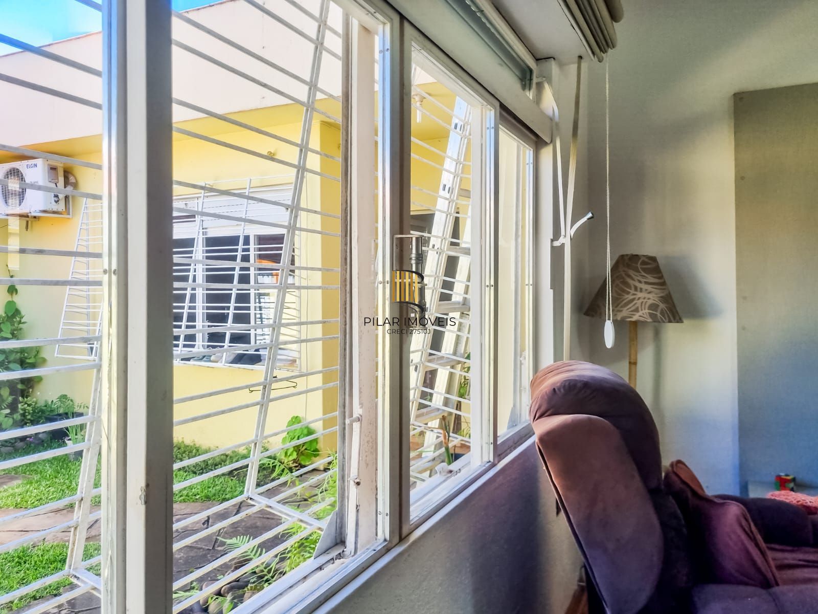 Casa Térrea 280 m²  em Teresópolis – 4 Dorms, Escritório e Edícula