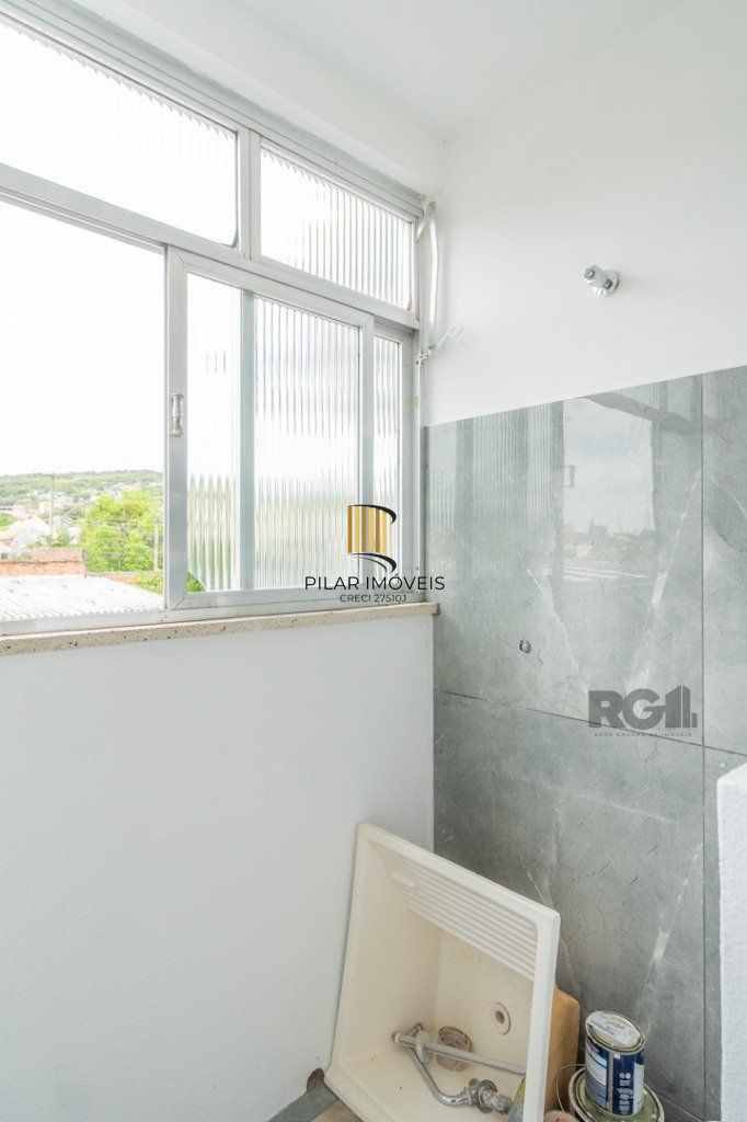 Apartamento com 1 dormitório no bairro camaquã - Porto Alegre
