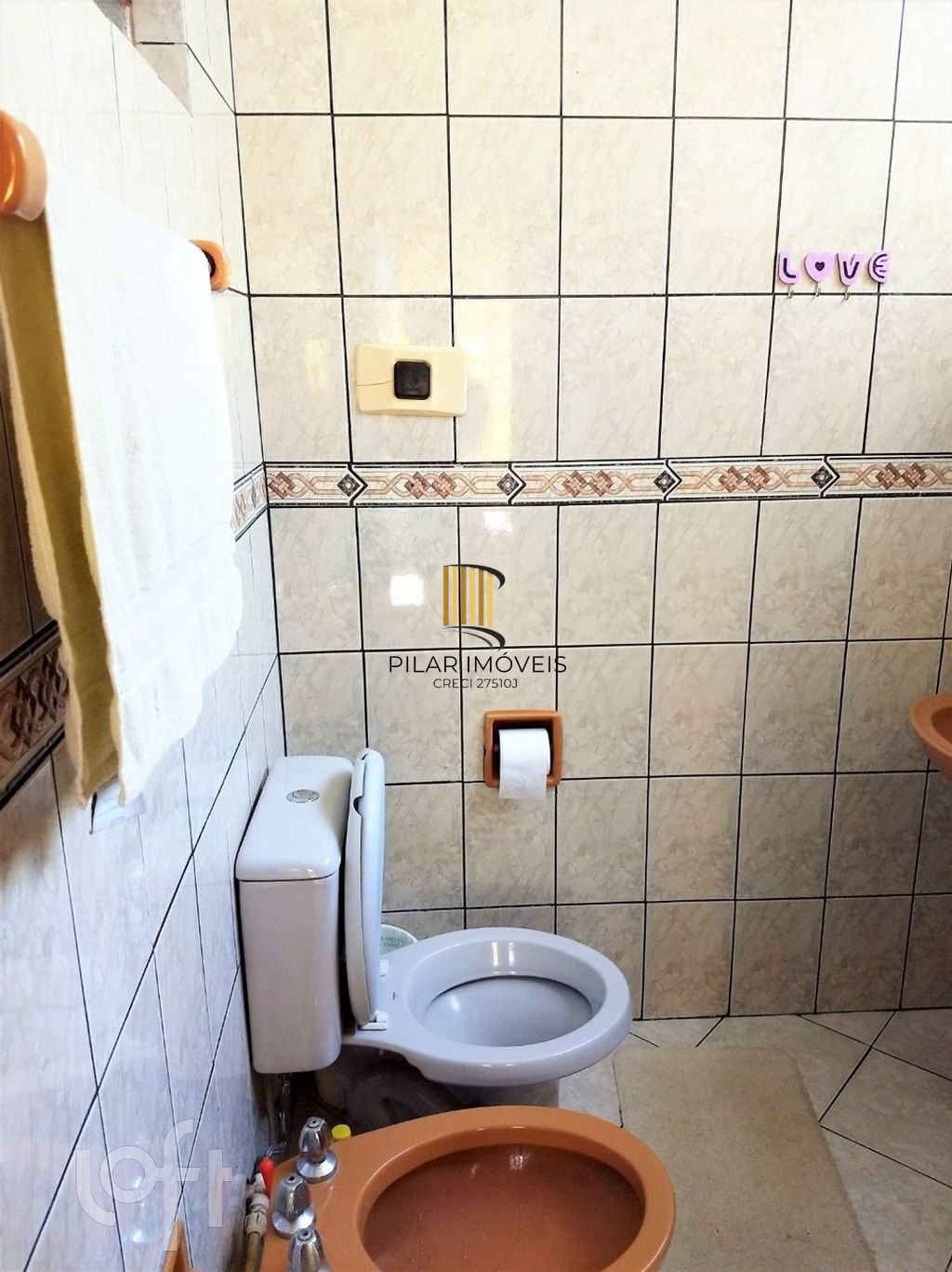 Casa 4 dormitórios à venda no Bairro Vila Jardim - Porto Alegre