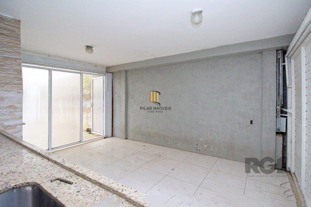 Casa 3 dormitórios no bairro Teresópolis