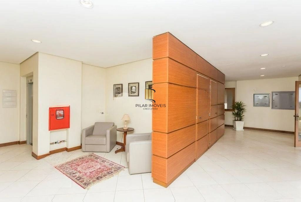 Apartamento de 3 dormitórios à venda no Bairro Jardim Sabará - Porto Alegre