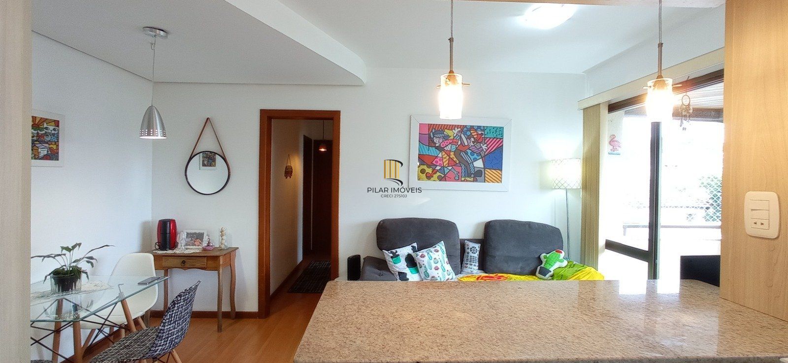 Apartamento com 2 quartos, 2 vagas e 57.37m²