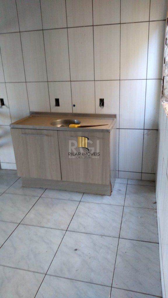 Casa para Venda - 63m², 2 dormitórios, 1 vaga - 4 Lagos