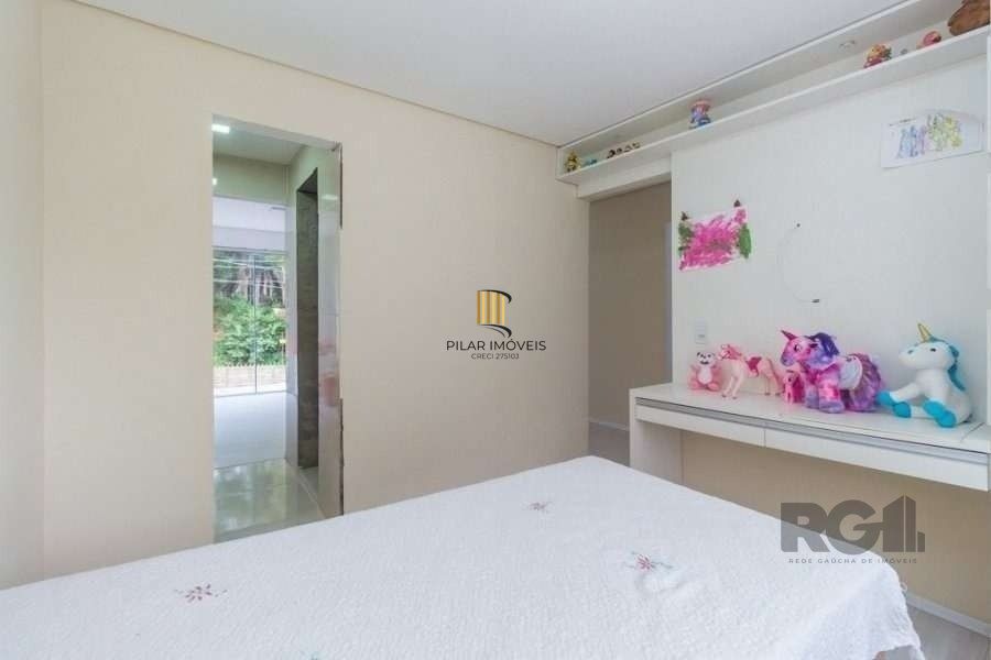 Casa 4 dormitórios no bairro Santa Tereza