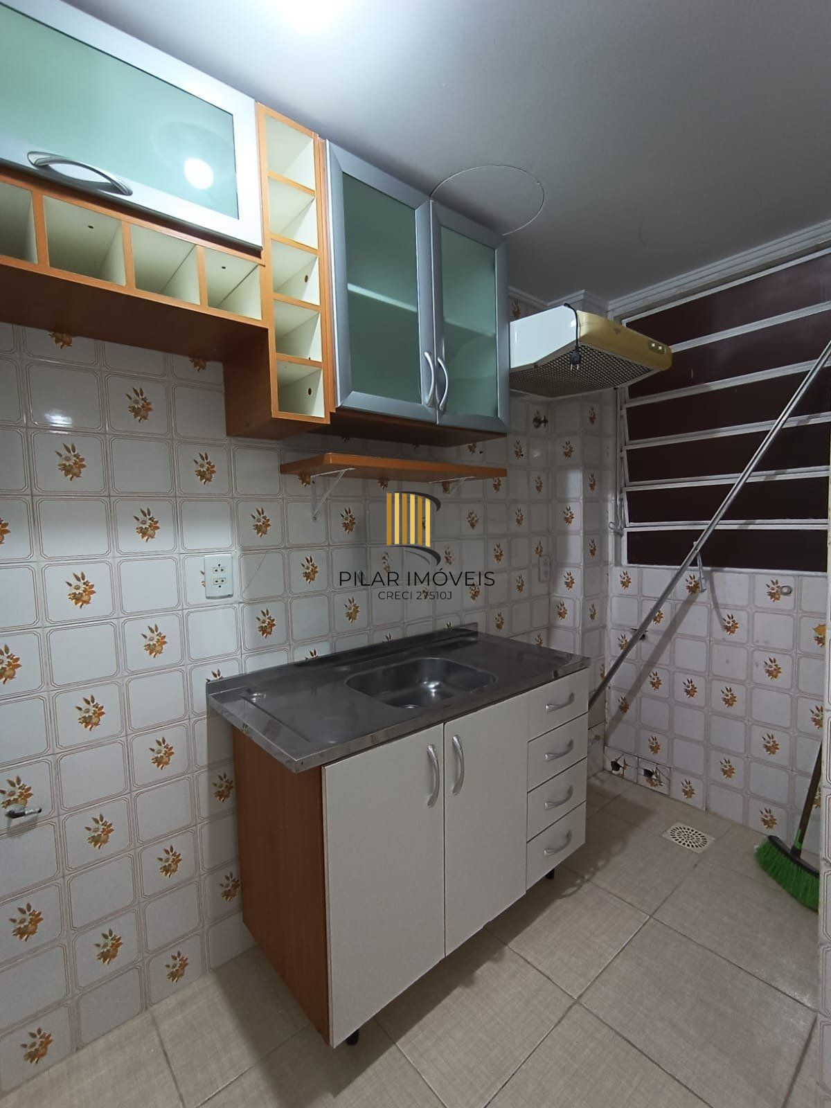 JK/Kitnet com 1 quarto e 29.84m² na Rua José Do Patrocínio - Cidade Baixa, Porto Alegre