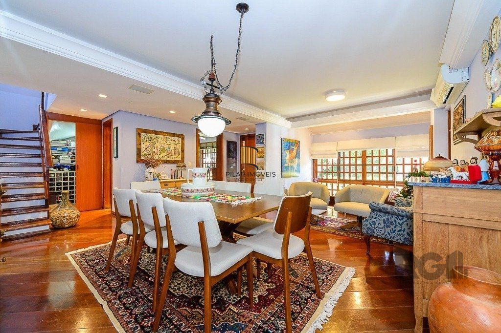 Casa em Condomínio à venda com 4 quartos 319 m²  Rua Manoel Leao, Pedra Redonda, Porto Alegre - Pilar Imóveis