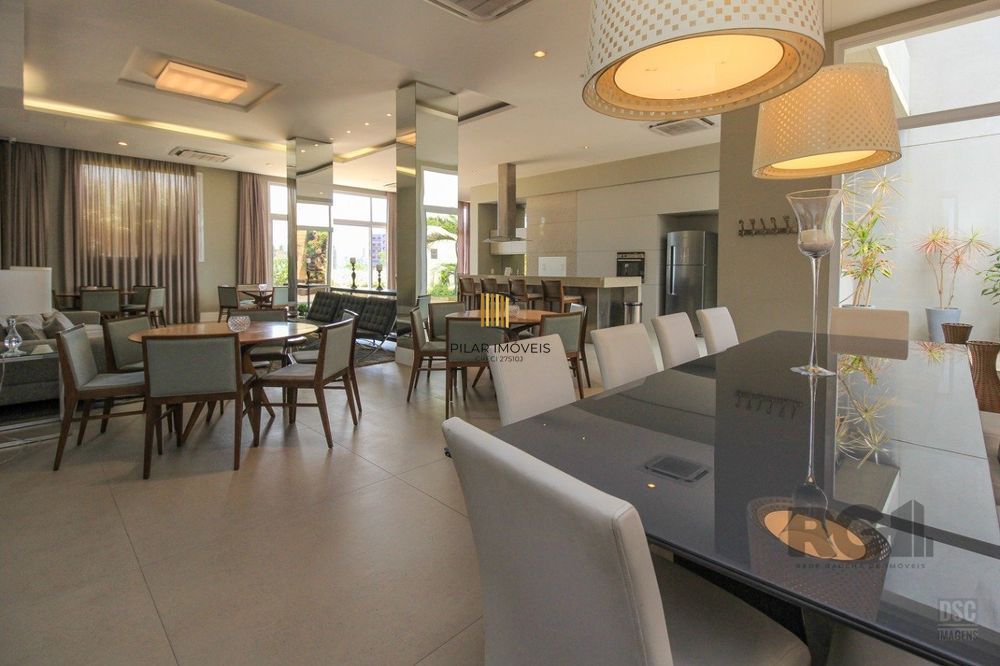 Apartamento com 3 suítes e 161m² à venda em Petrópolis, Porto Alegre.