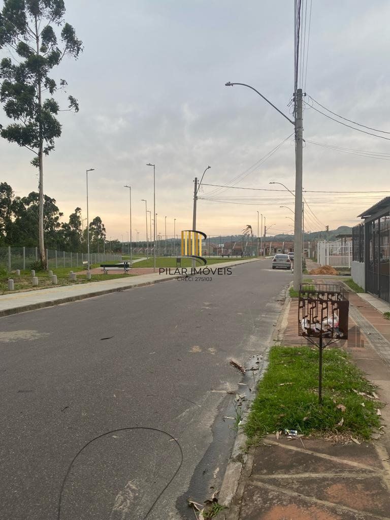 Casa 2 dormitórios no bairro Restinga