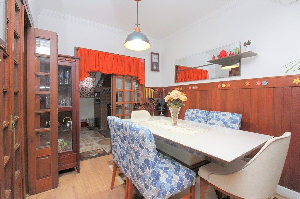 Casa Condominio para Venda - 186.76m², 3 dormitórios, sendo 1 suites, 2 vagas - Guarujá