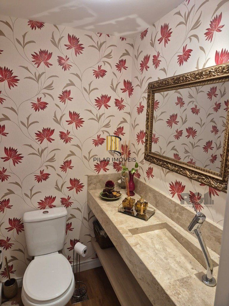 Apartamento 03 dormitorios com suite em Porto Alegre=RS