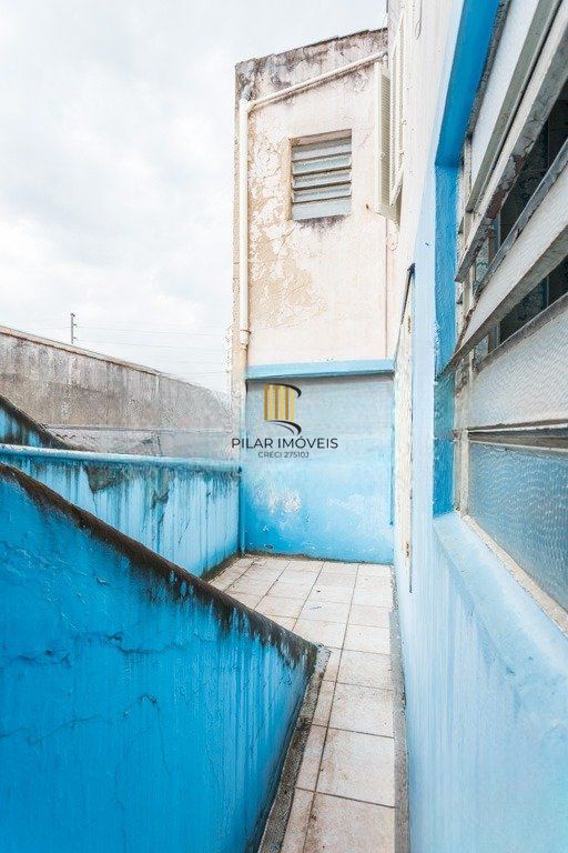 Apartamento com 2 quartos e 65m² à venda em Azenha, Porto Alegre.