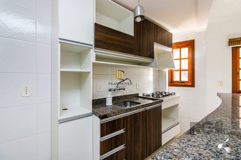 Casa 3 Dormitório(s) Bairro Ipanema
