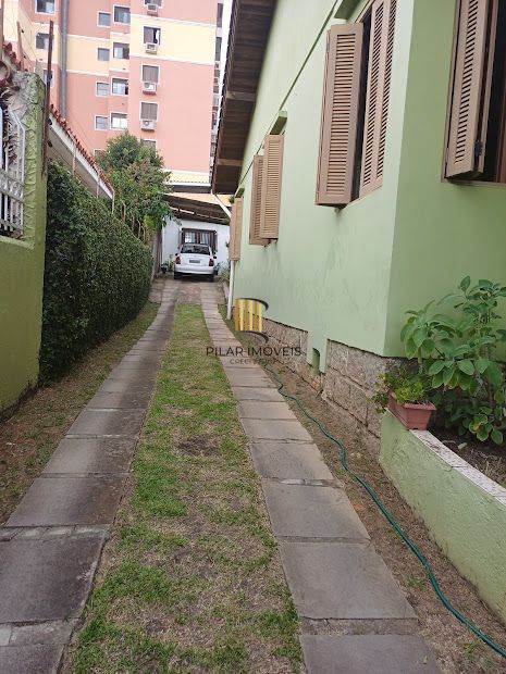 casa 3 dormitórios+ casa nos fundos de 1 dormitório