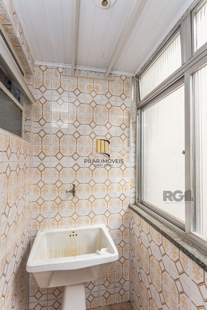 Apartamento 42m² - 1 dormitório no bairro Partenon