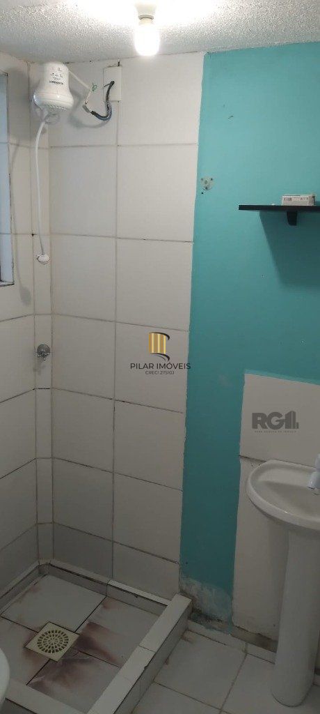 Apartamento 2 Dormitório(s) Bairro Glória