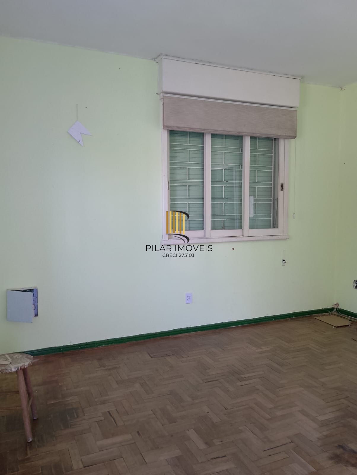 Casa de esquina 03 dormitórios Teresópolis