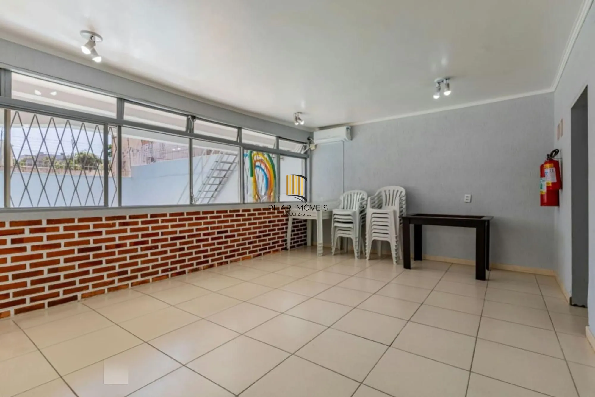 Apartamento de 2 dormitorios à venda em Glória, Porto Alegre.
