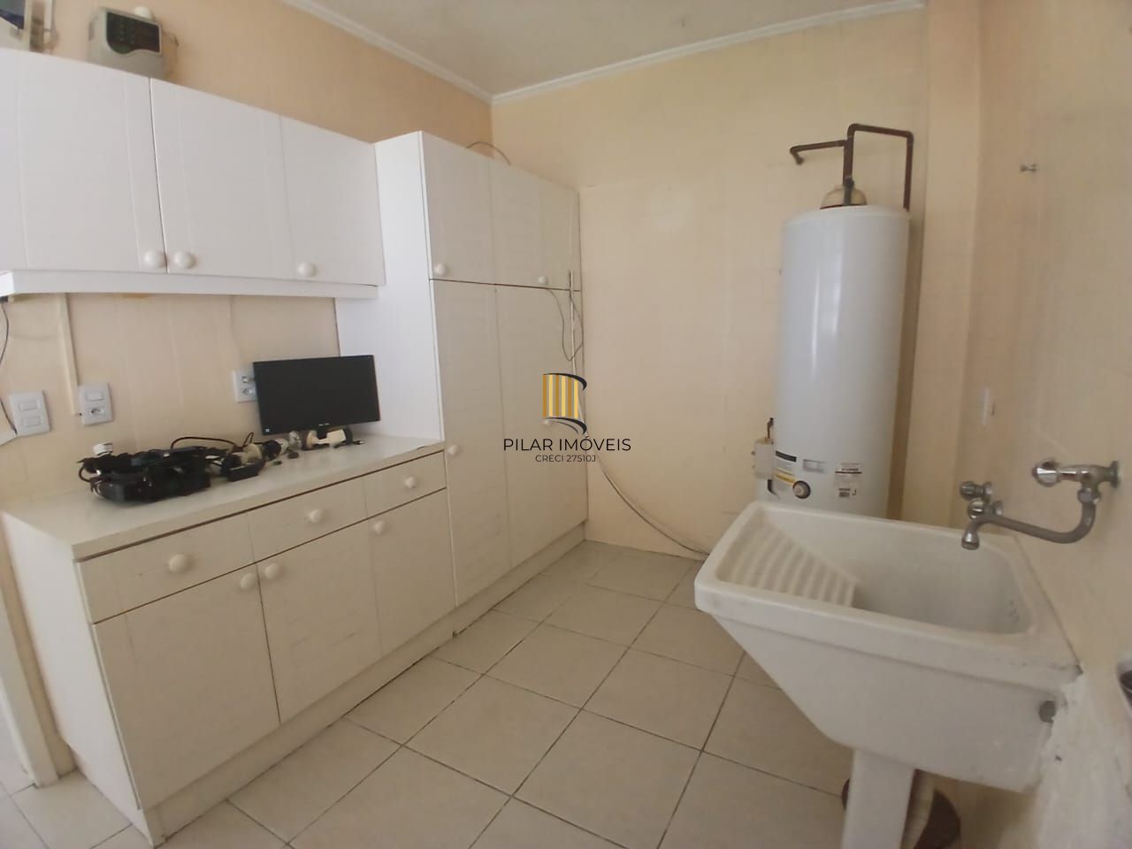 Casa com piscina e patio ampla no bairro Boa Vista, Porto Alegre/RS