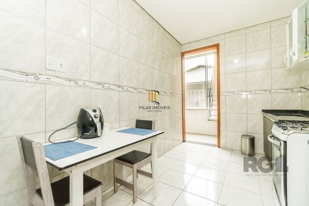Apartamento 100m² - 2 dormitórios, 1 suíte no bairro Independência