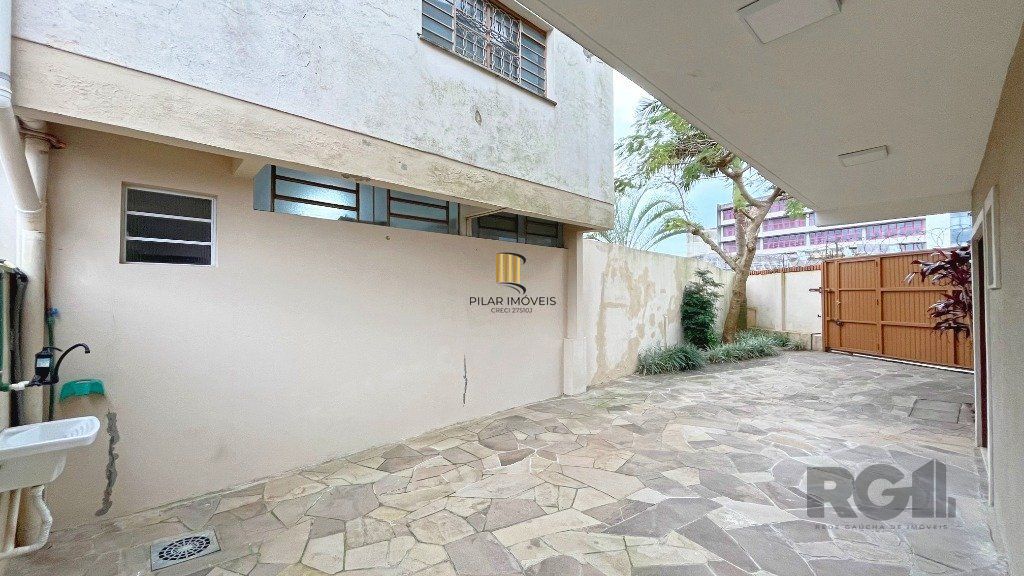 Casa 3 dormitórios no bairro Santa Tereza