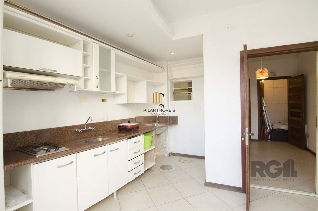 Excelente casa de 116m² com  2 dormitórios no bairro Cidade Baixa.