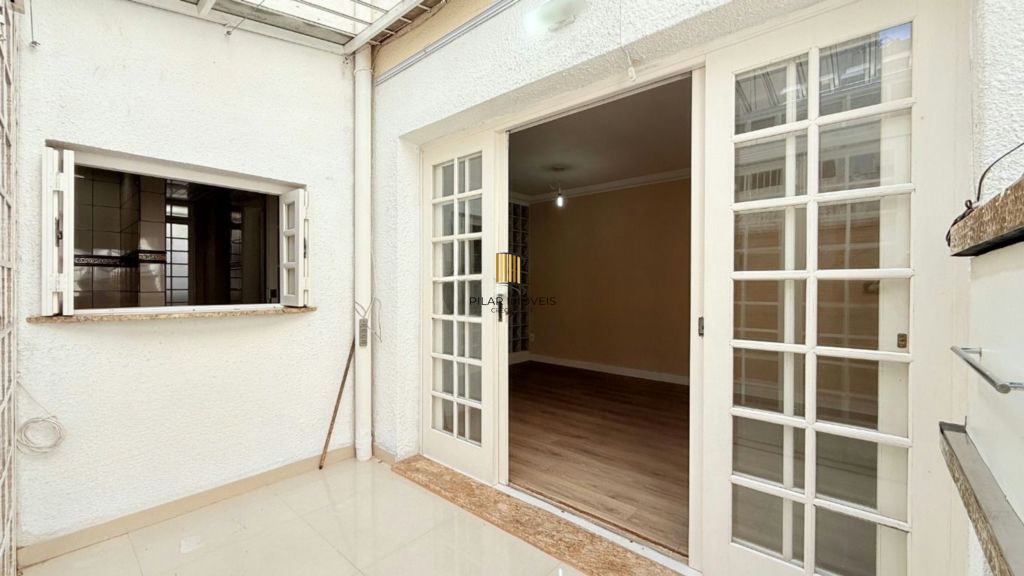 Apartamento de 2 dormitórios à venda em Petrópolis - Porto Alegre