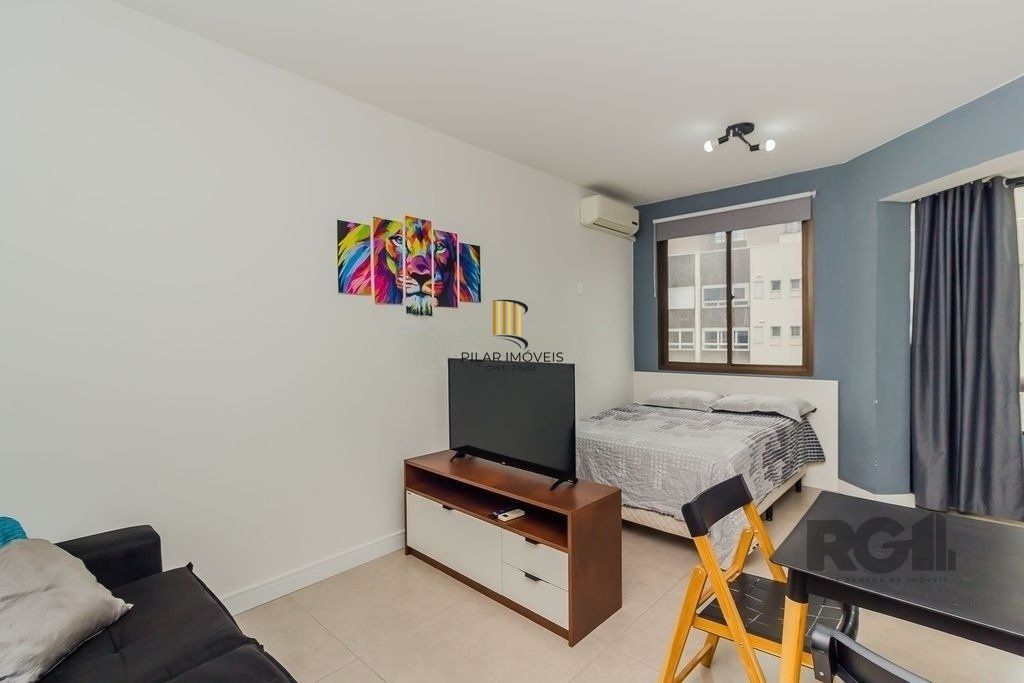 Excelente apartamento JK de 29m² na frente da Redenção.