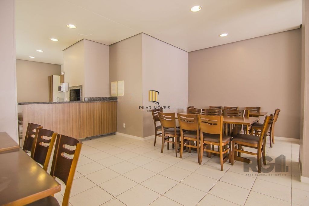 Apartamento 70m² - 3 dormitórios, 1 vaga no bairro Partenon