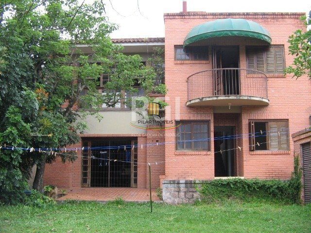 Casa para Venda - 260m², 3 dormitórios, sendo 1 suites, 7 vagas - Nonoai