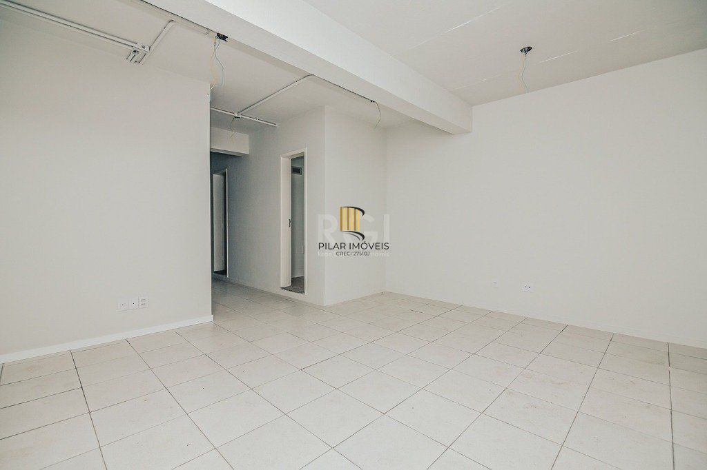 Predio para Venda - 241.18m², 0 dormitórios, Petrópolis