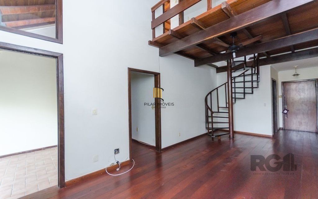 Ótima cobertura de 200 m² com 2 dormitórios e 1 vaga de garagem.