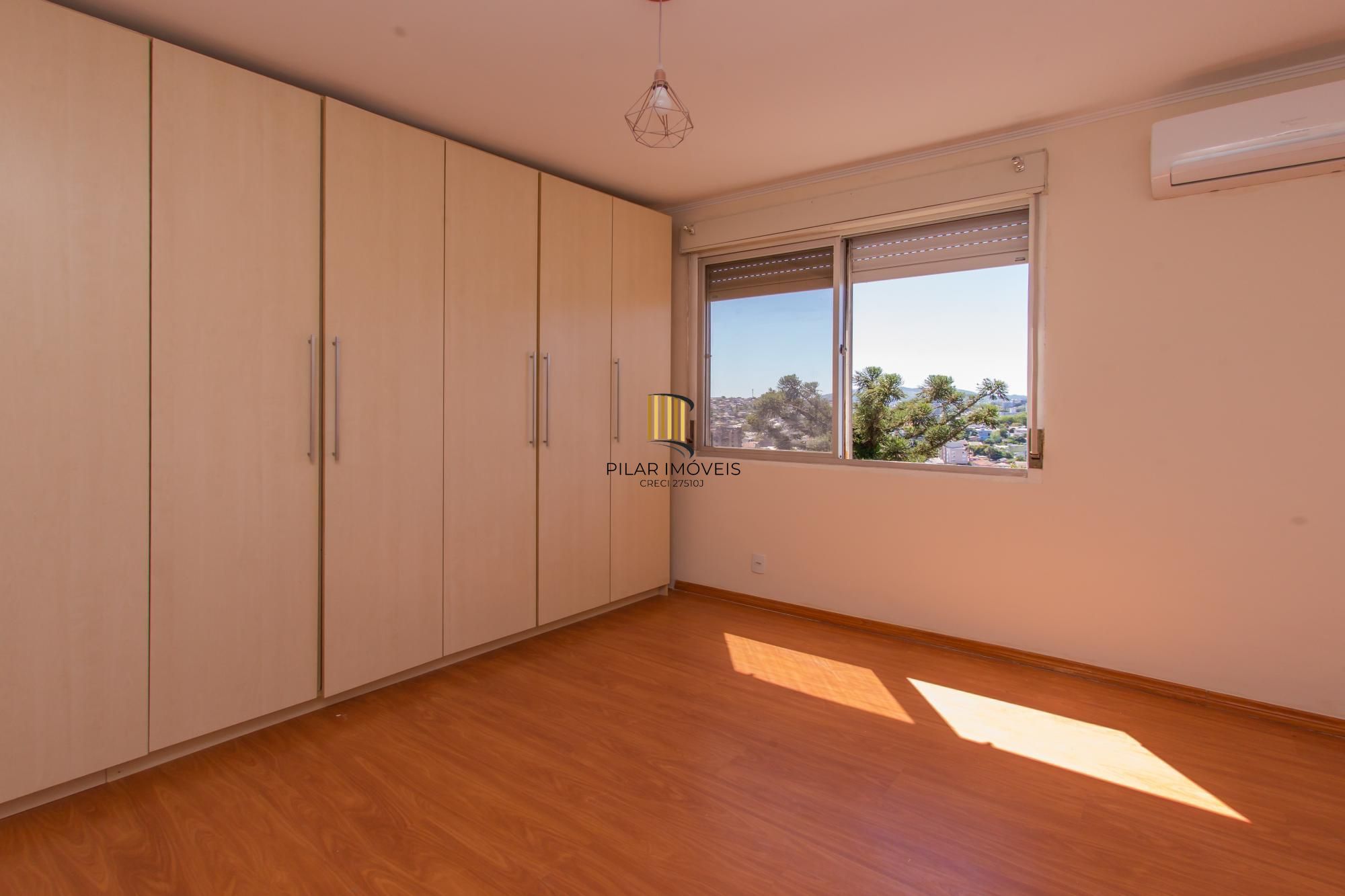 Cobertura de 02 dormitorios no bairro Medianeira- Porto Alegre /RS