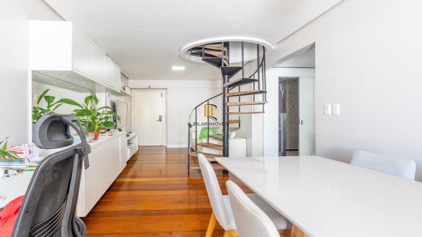 Cobertura com 2 quarto e 108m² à venda em Centro Histórico, Porto Alegre.