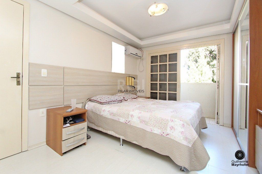 Casa para Venda - 120m², 3 dormitórios, sendo 1 suites, 2 vagas - Medianeira