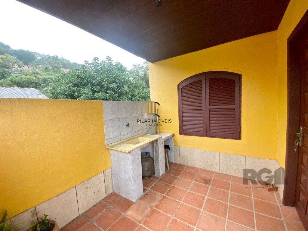 Casa 3 Dormitório(s) Bairro Glória